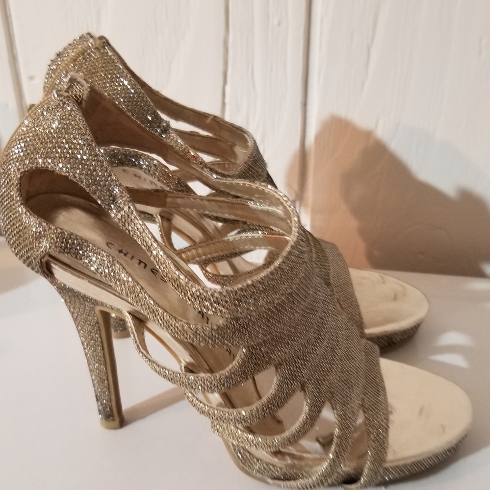 Gold glitter heels
